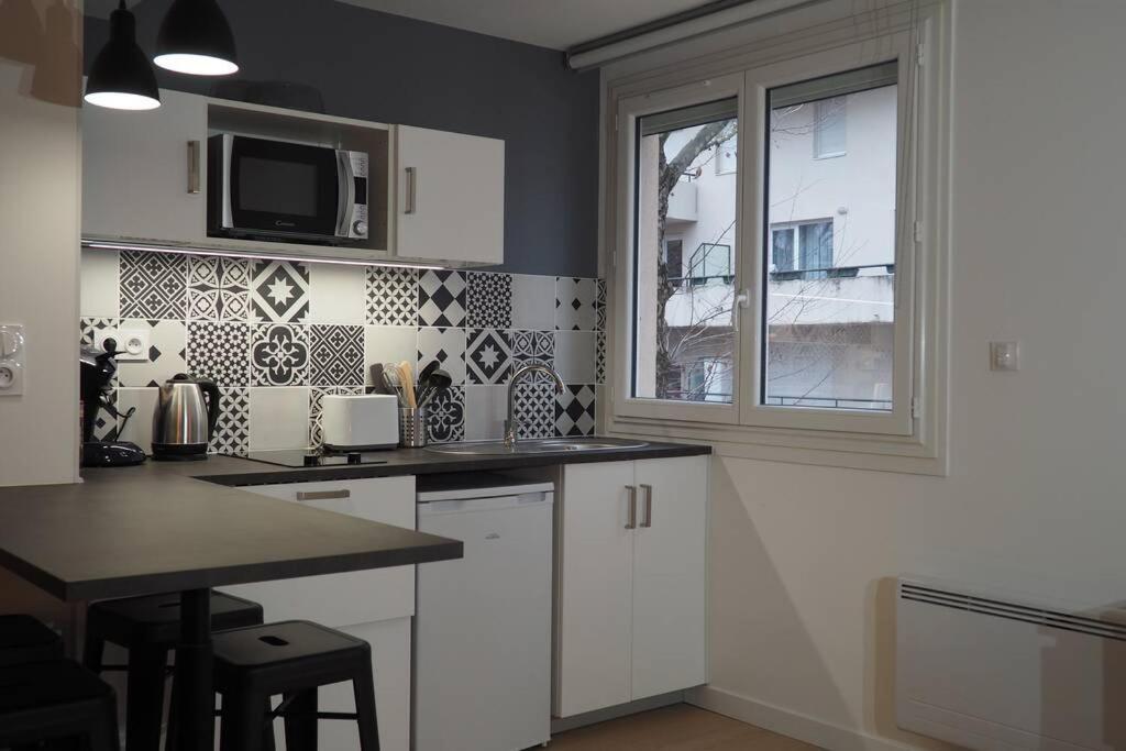 Le Faubourg-raines - Chaleureux A 5mn De La Gare Apartment *